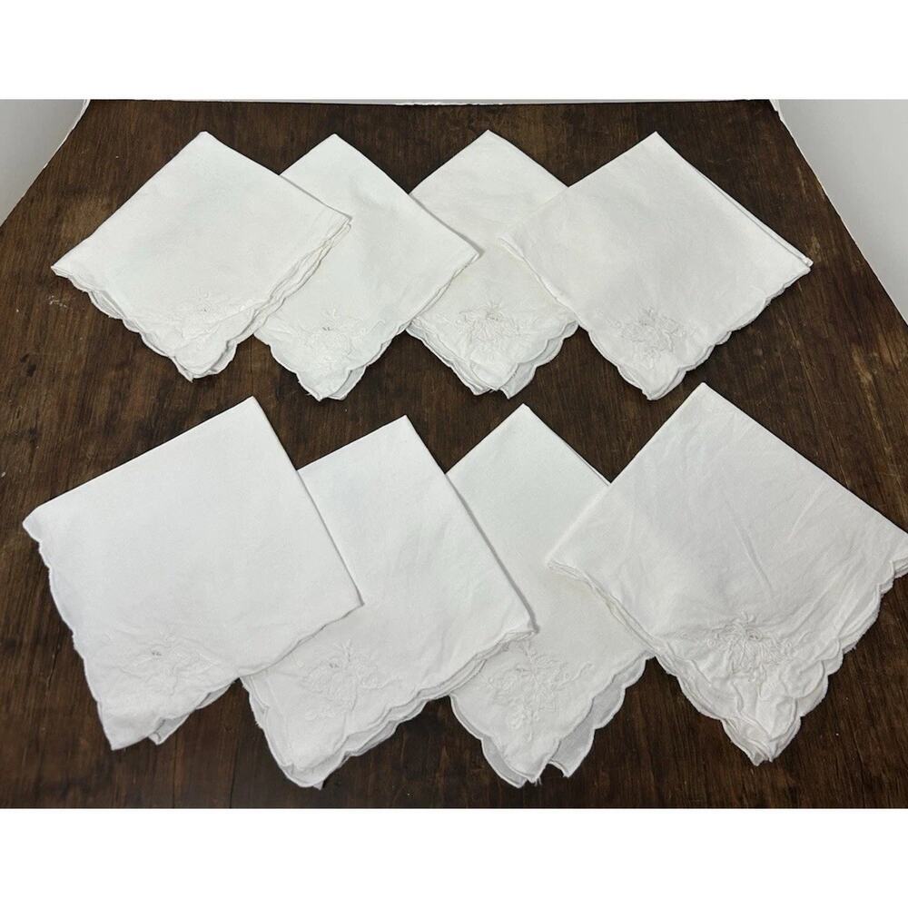 8 Vintage White Embroidered Scalloped Cloth Lunch Napkins Cottagecore Bridal